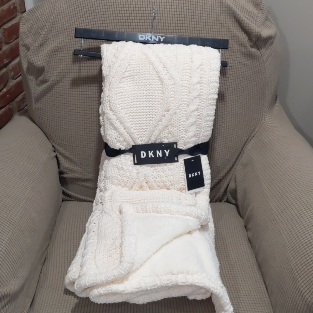 DKNY fleece throw